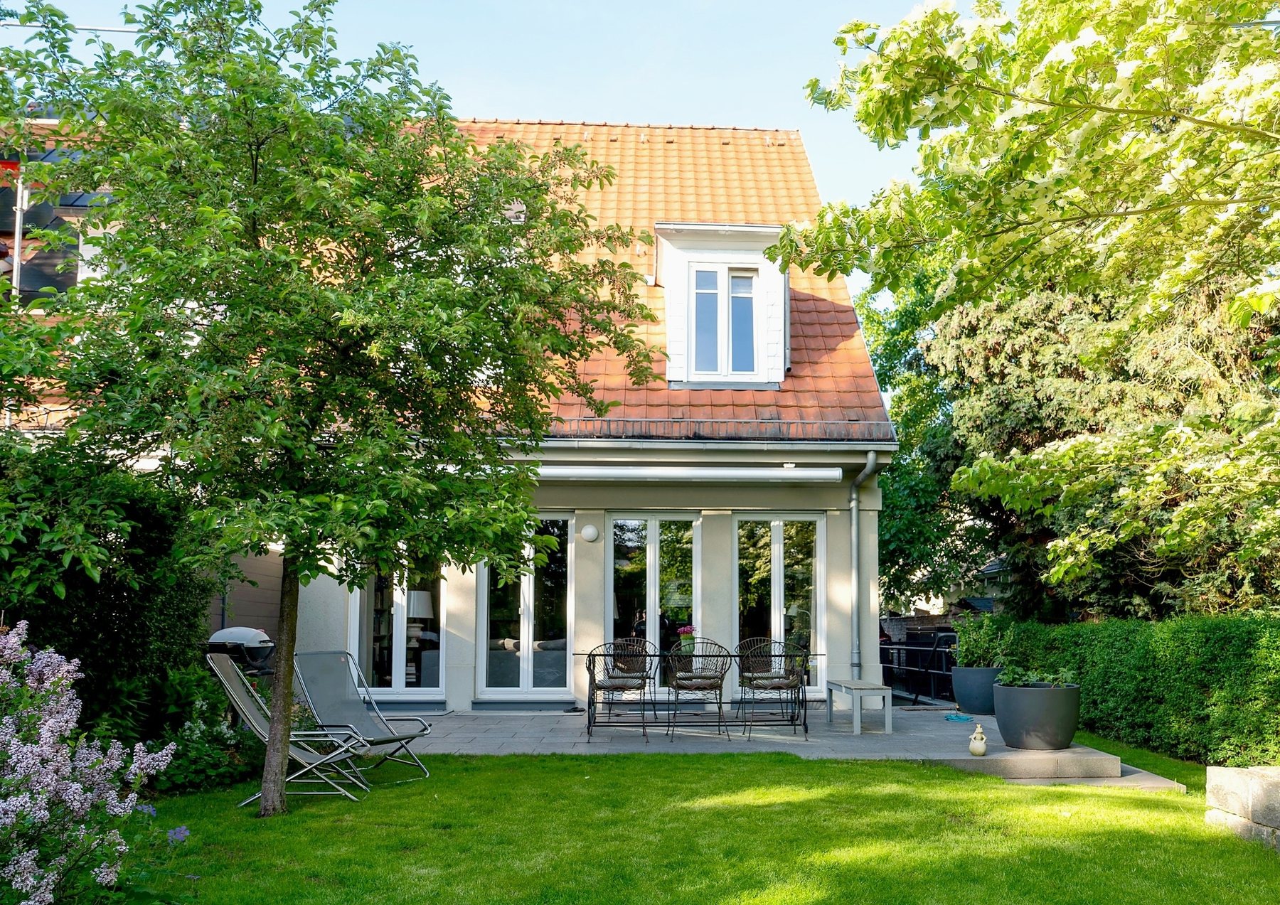 Modernisierte Doppelhaushälfte mit Garten in Berlin-Wannsee